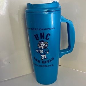 UNC Tar Heels tall vintage tumbler with handle